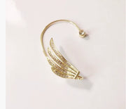 Ear Cuff Ala con Brillantes Sin Perforación - Pendiente de Clip Minimalista para Mujer